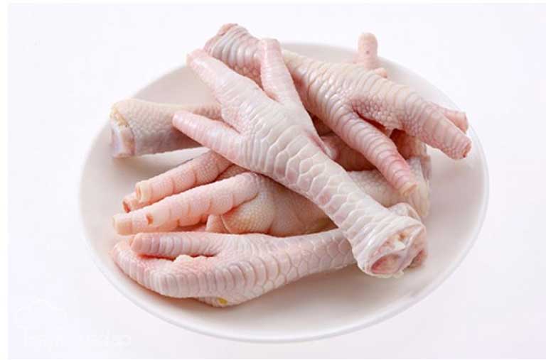 Chữa bệnh đau xương khớp bằng chân gà có tốt không?